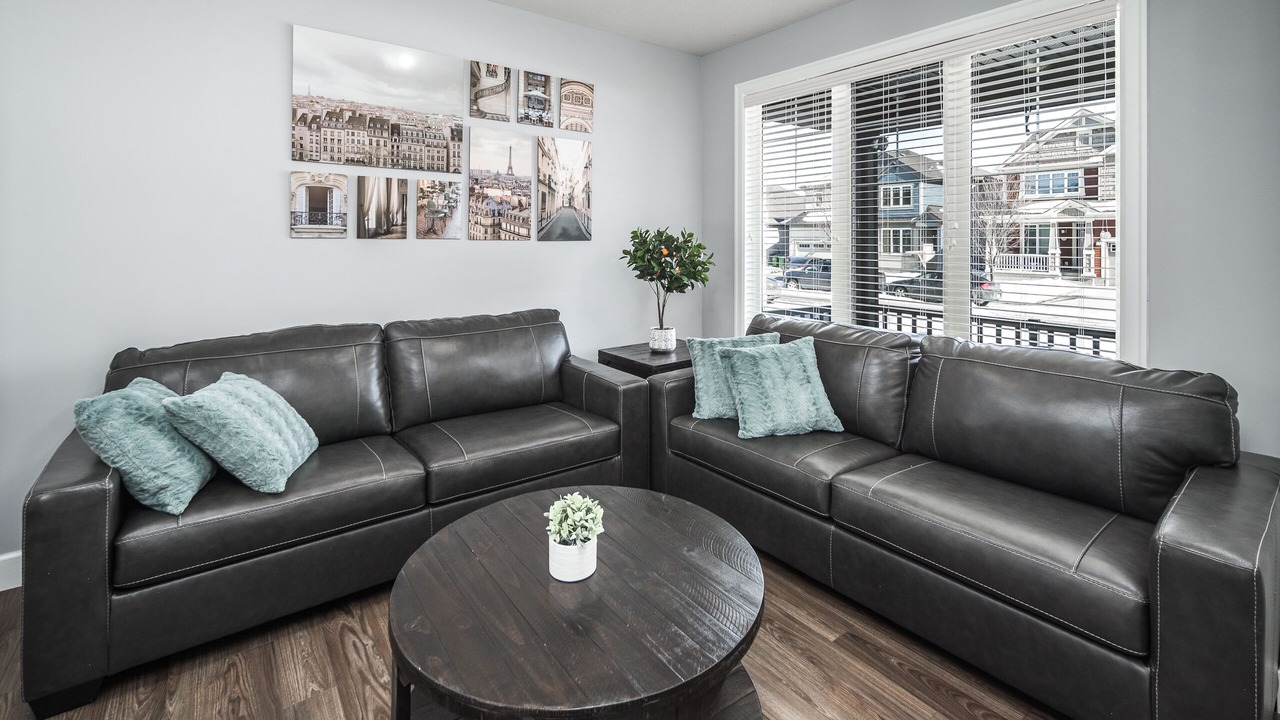 Photo of Livingroom in Chestermere