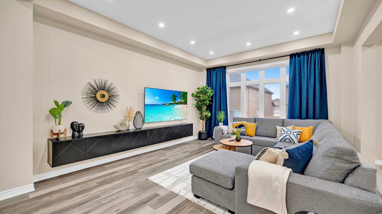 Photo of Livingroom in Thorold
