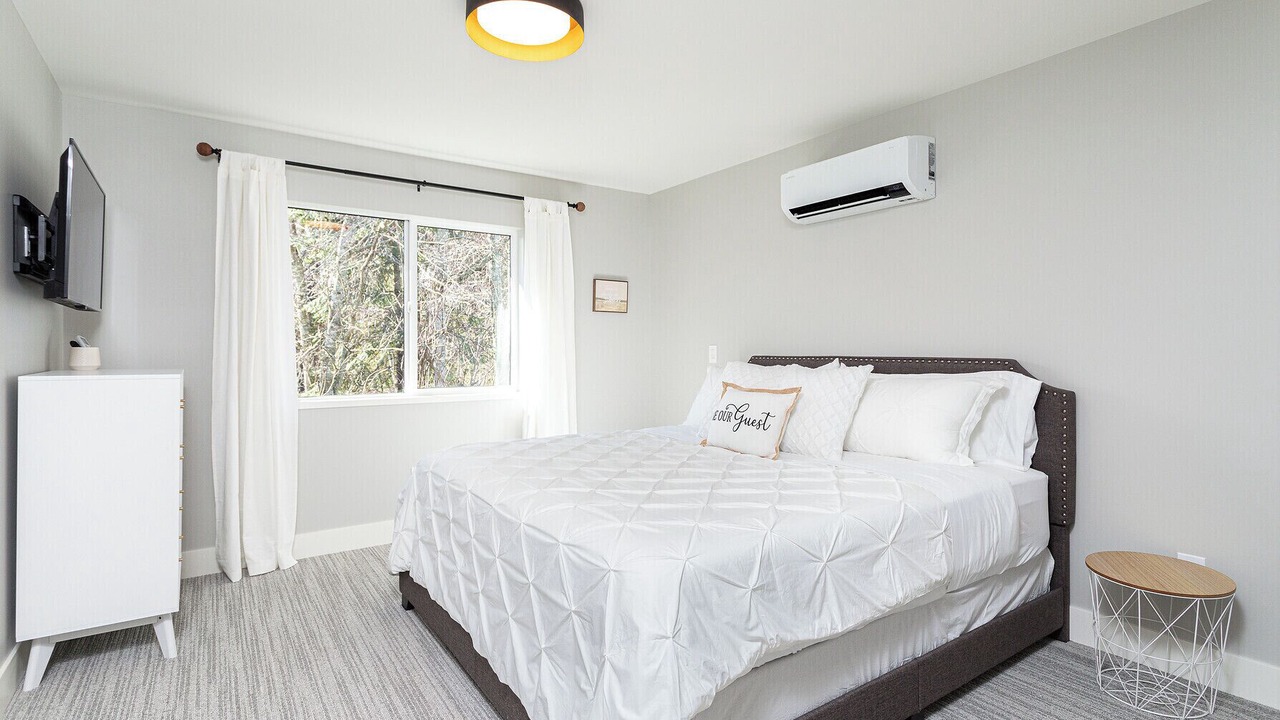 Photo of Bedroom in Sooke