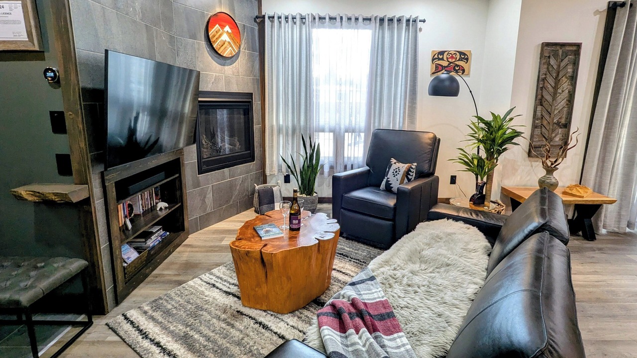 Photo of Livingroom in Valemount