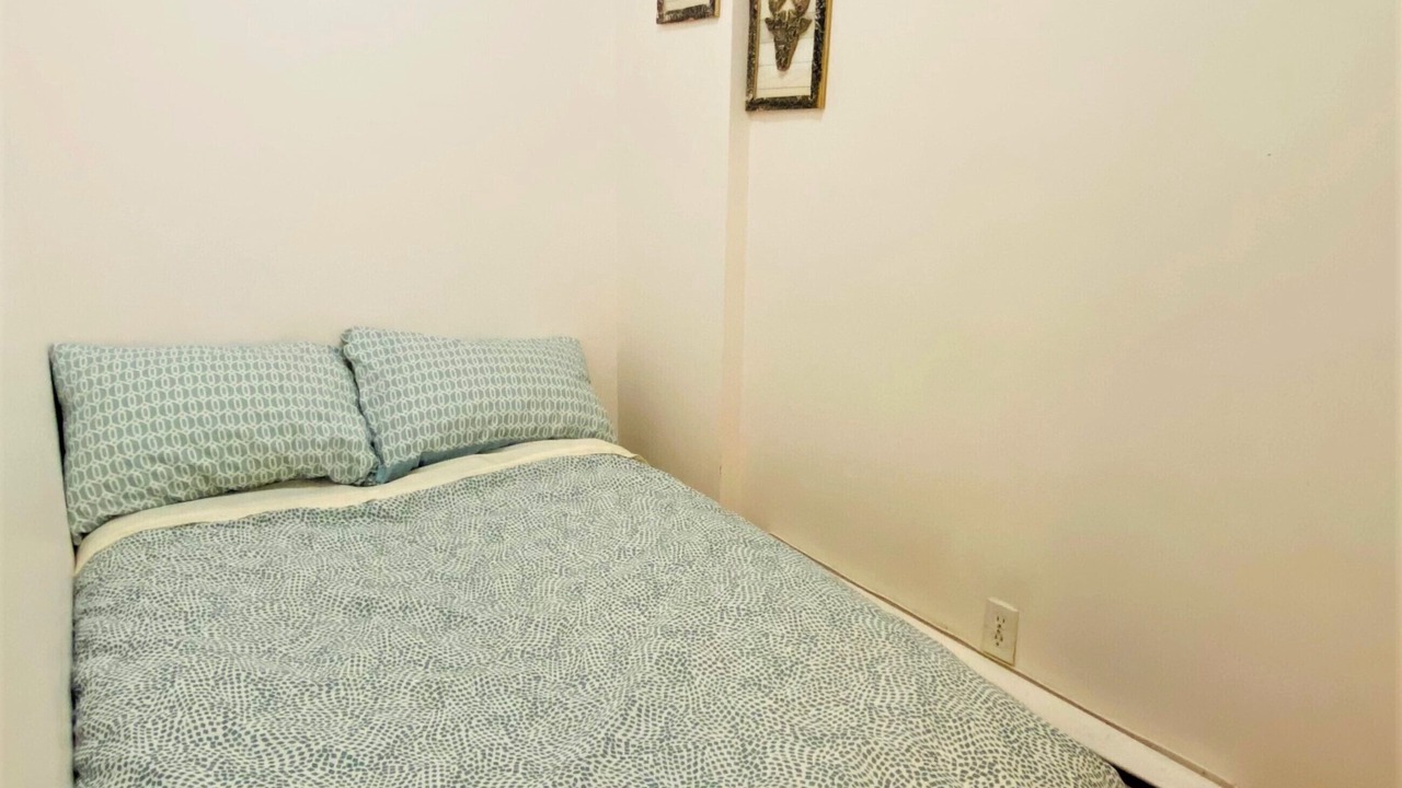 Photo of Bedroom in Plateau Mont Royal