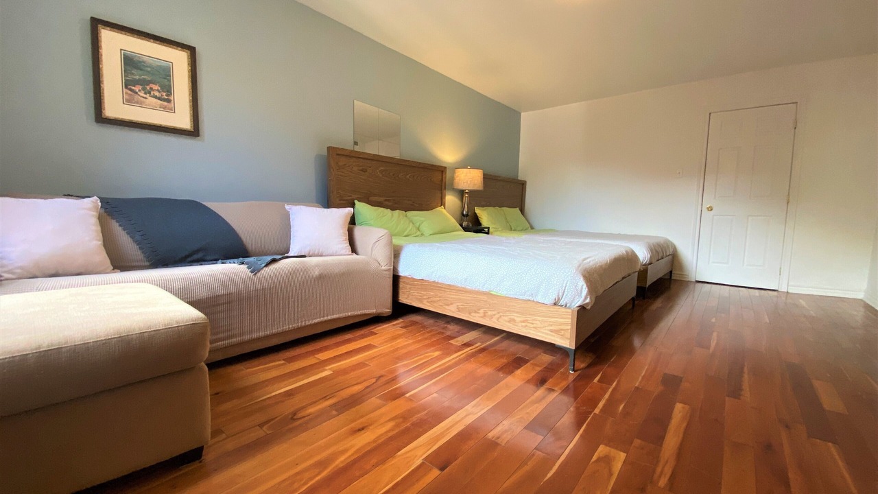Photo of Bedroom in Plateau Mont Royal