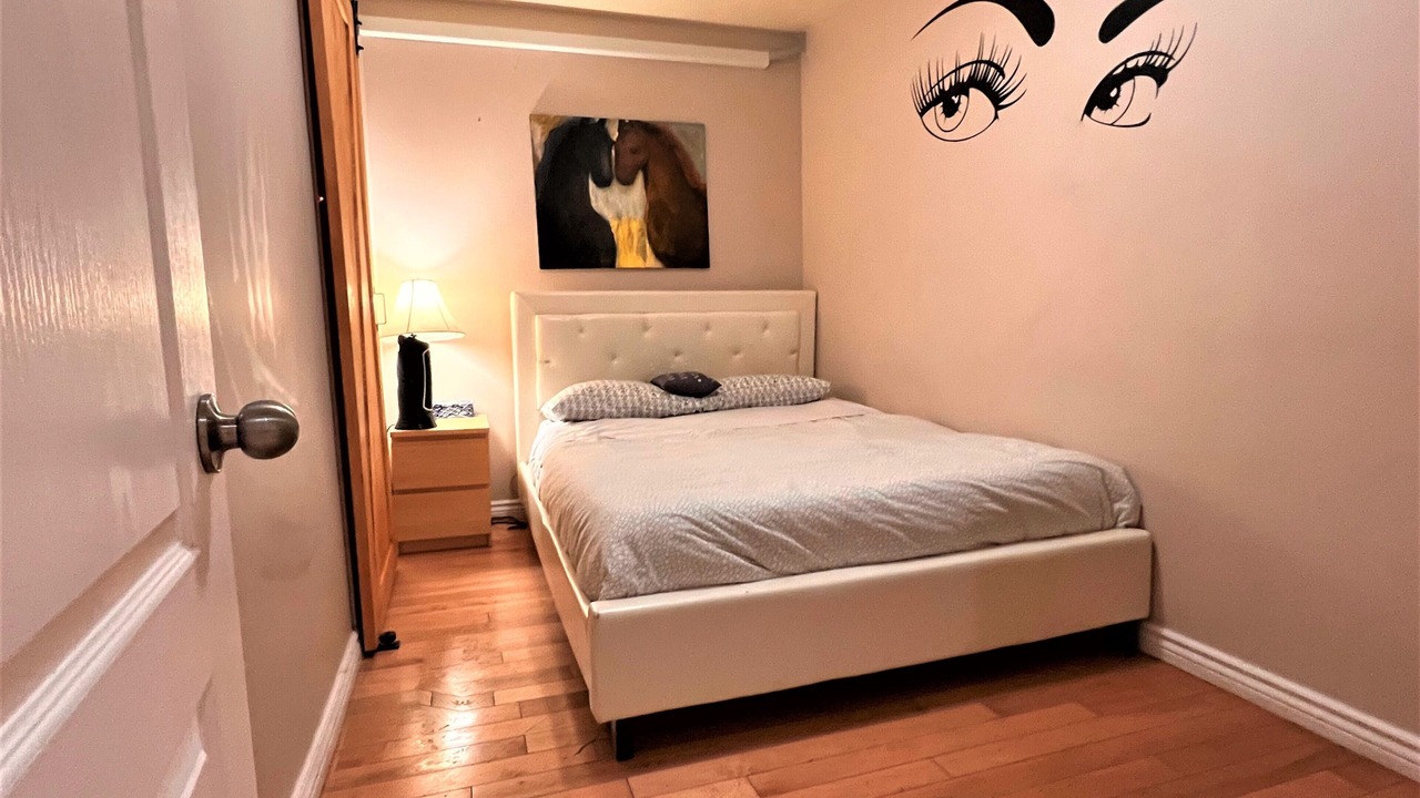 Photo of Bedroom in Plateau Mont Royal