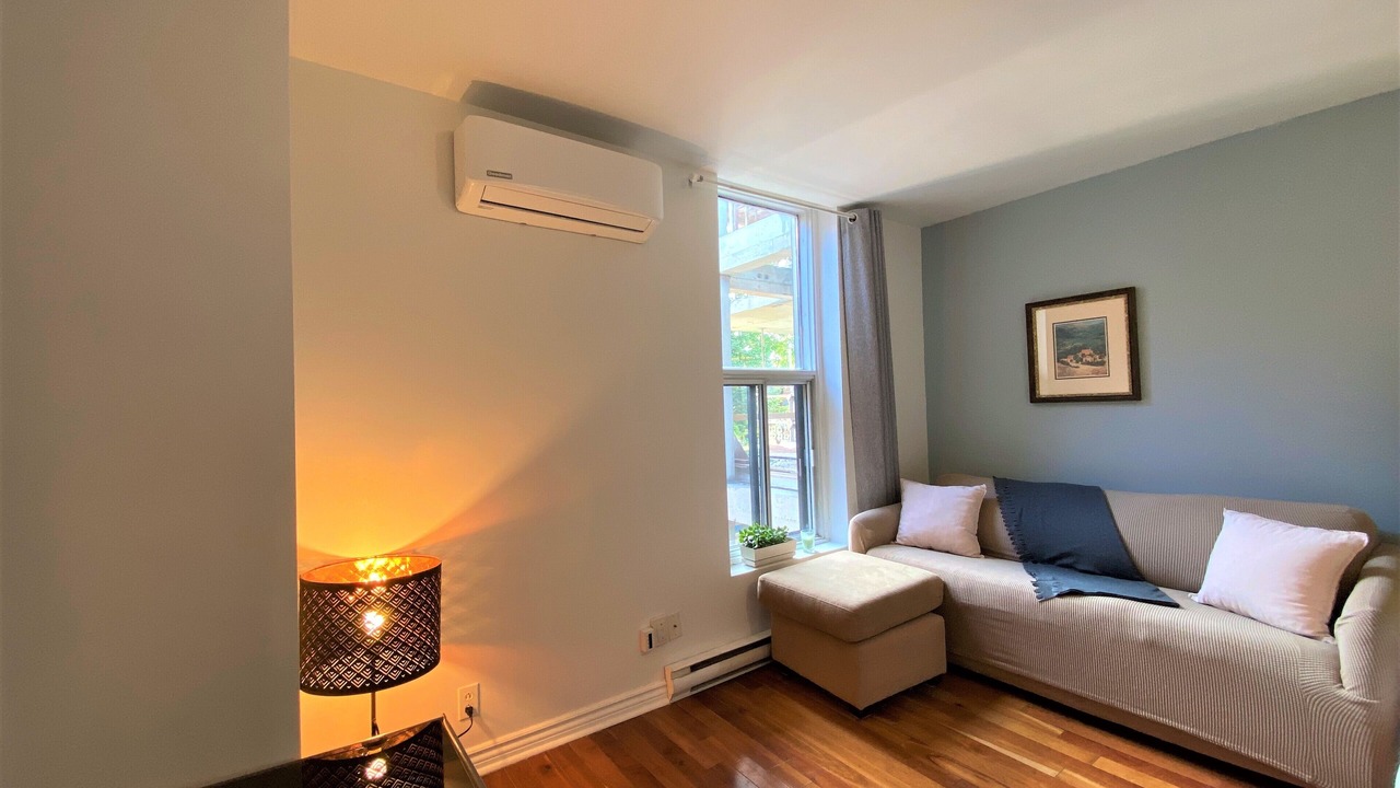 Photo of Livingroom in Plateau Mont Royal