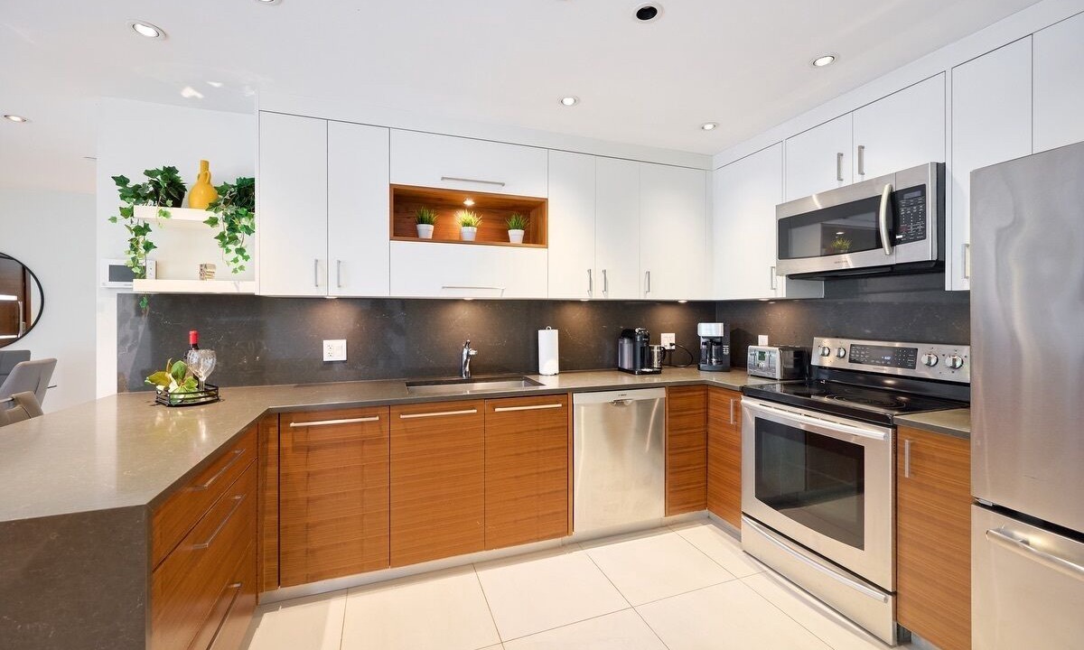 Photo of Kitchen in West Vancouver