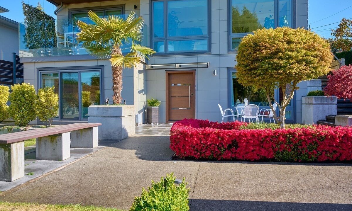 Photo of Outdoor in West Vancouver