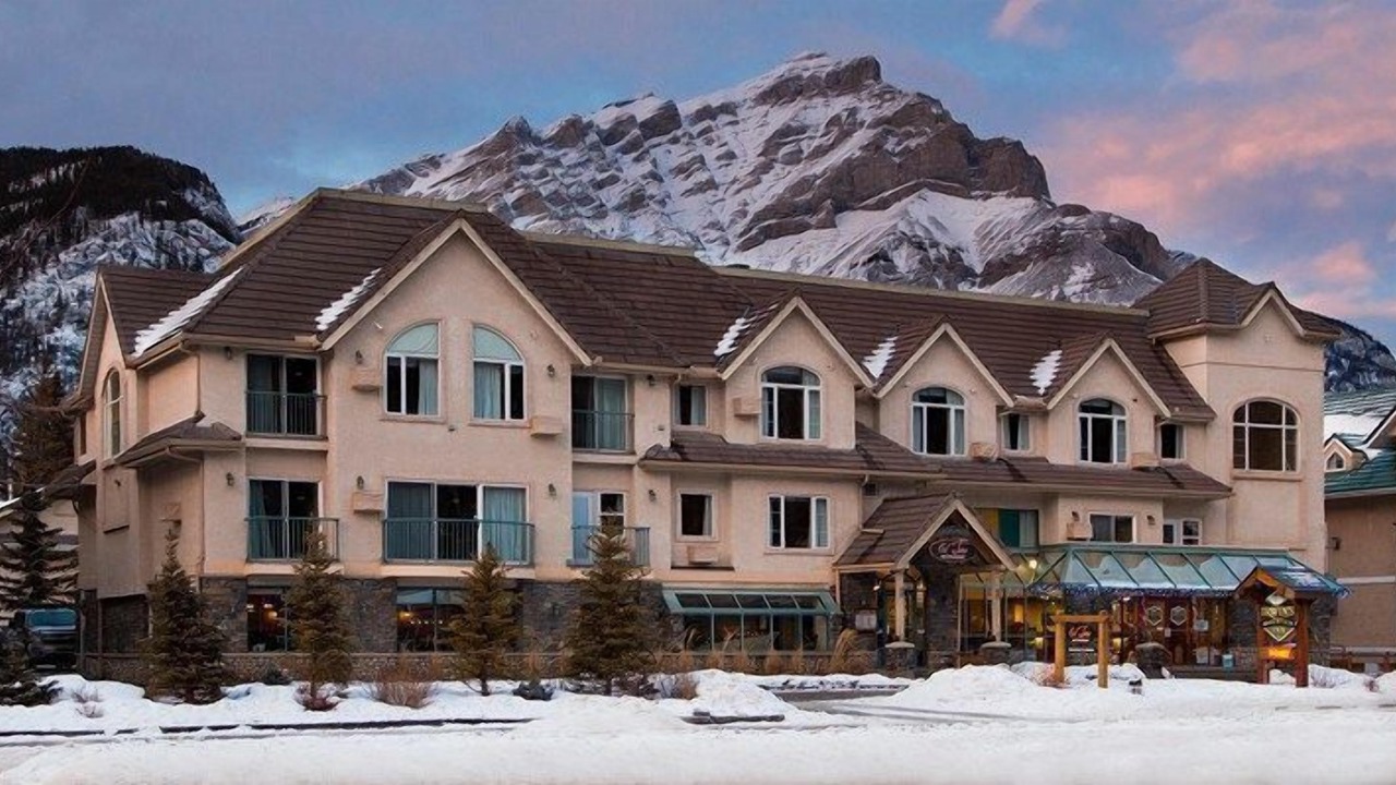 Photo of Others in Banff