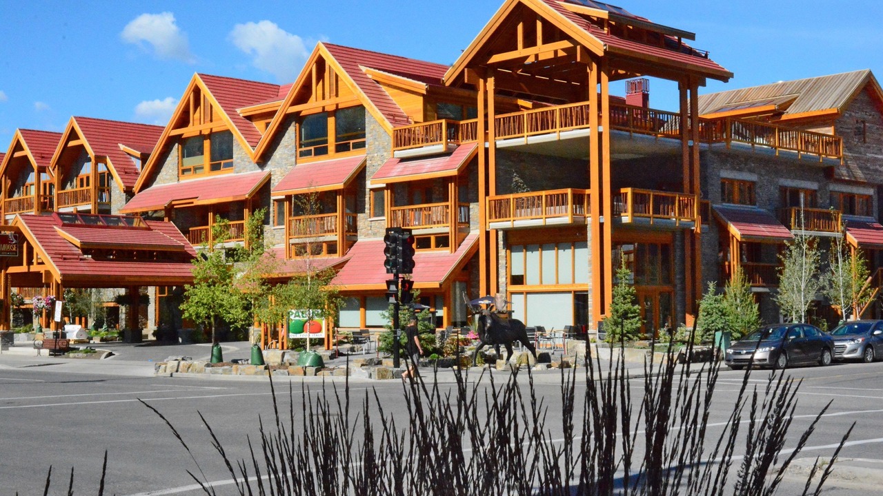 Photo of Others in Banff