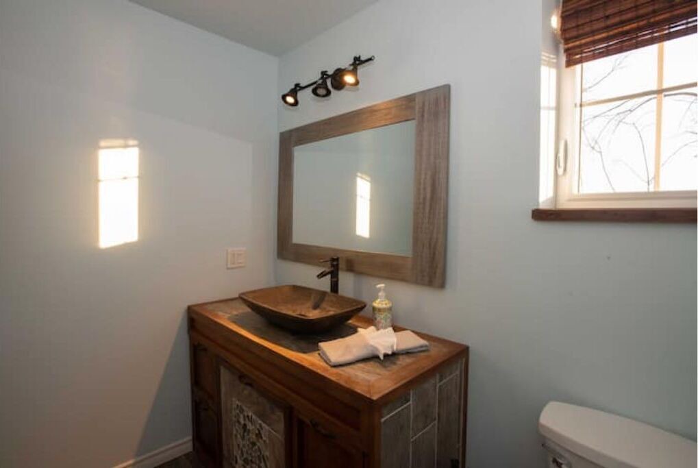 Photo of Bathroom in Fort Erie