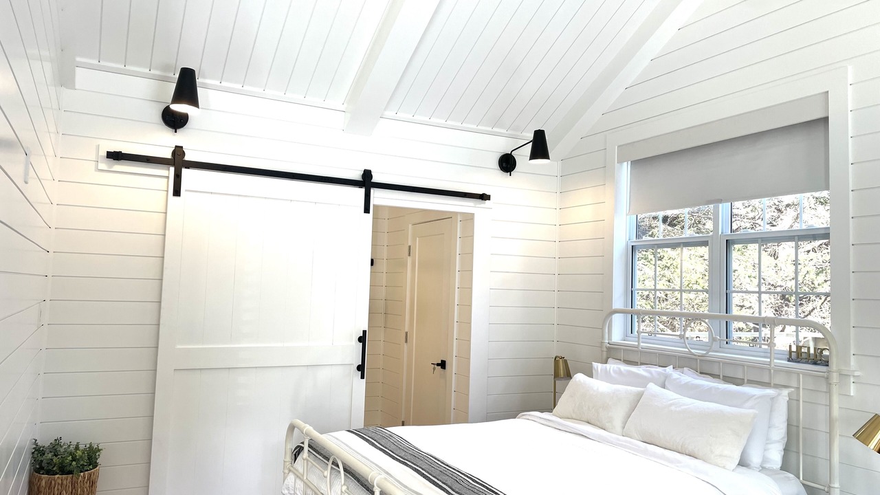 Photo of Bedroom in South River