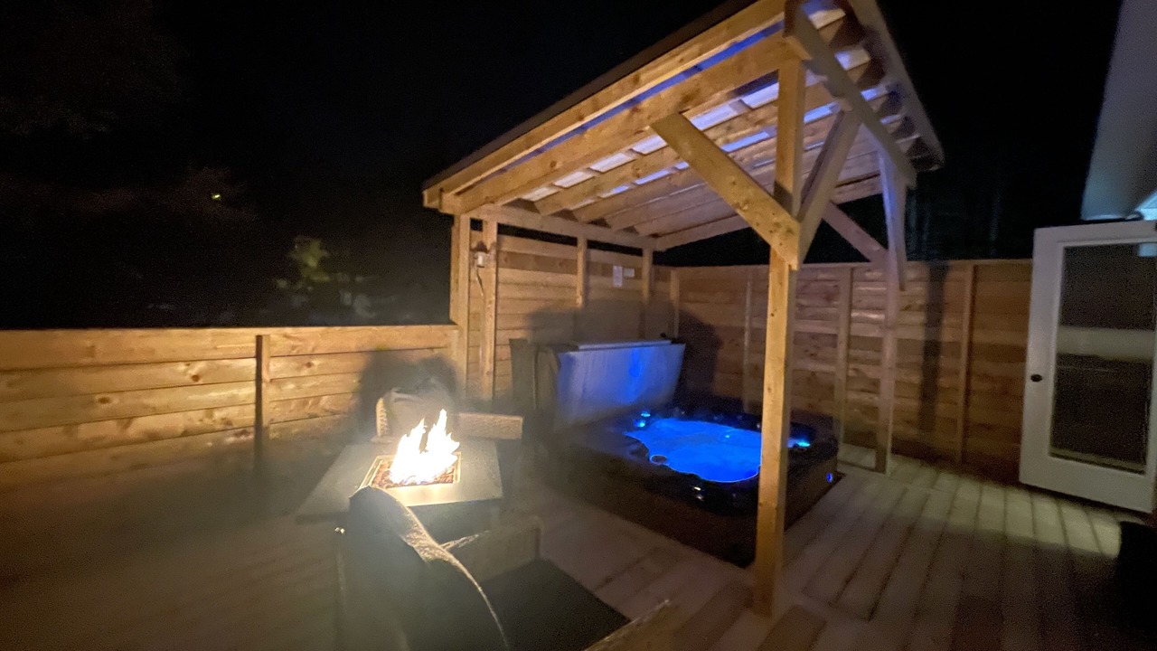 Photo of Patio Balcony in South River