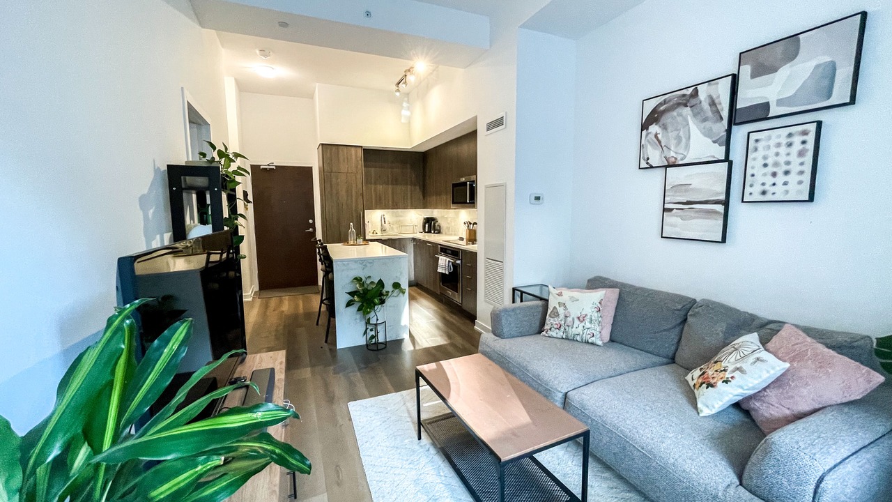 Photo of Livingroom in Fort York
