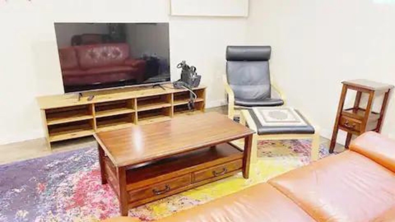 Photo of Livingroom in Southeast Edmonton
