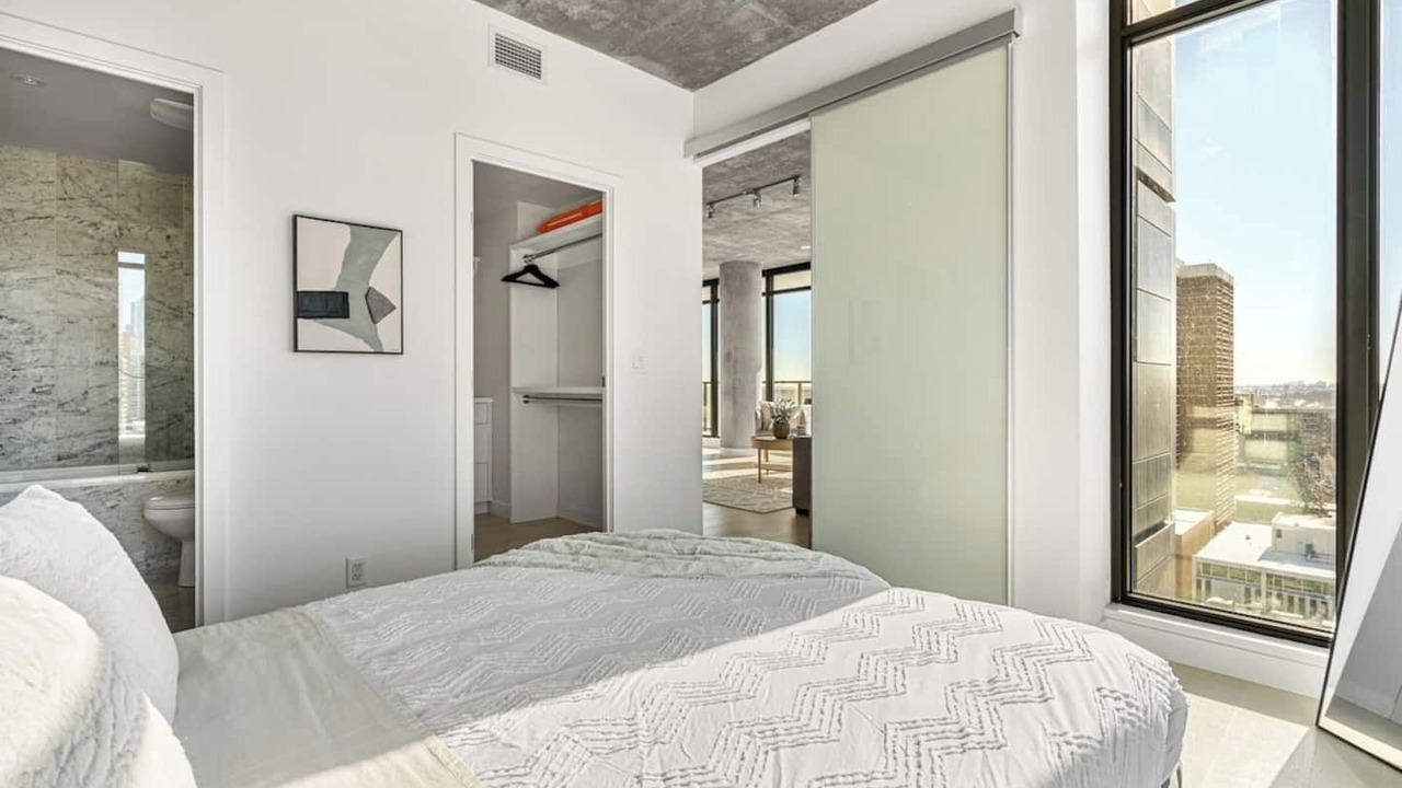 Photo of Bedroom in Connaught