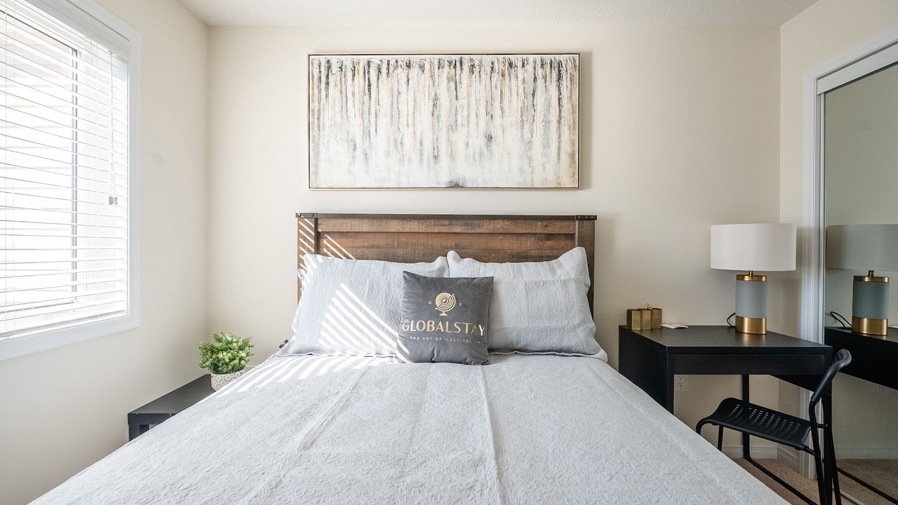 Photo of Bedroom in Thorold
