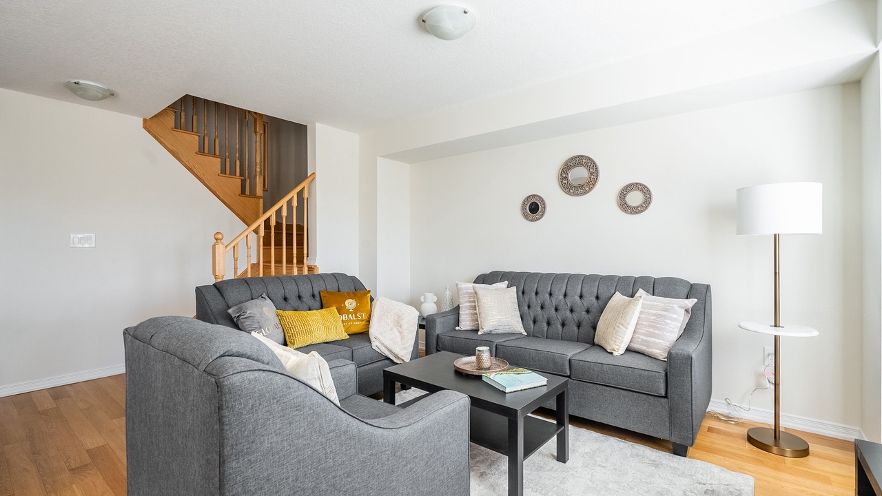 Photo of Livingroom in Thorold
