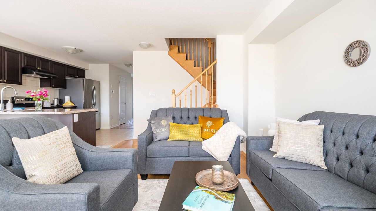 Photo of Livingroom in Thorold