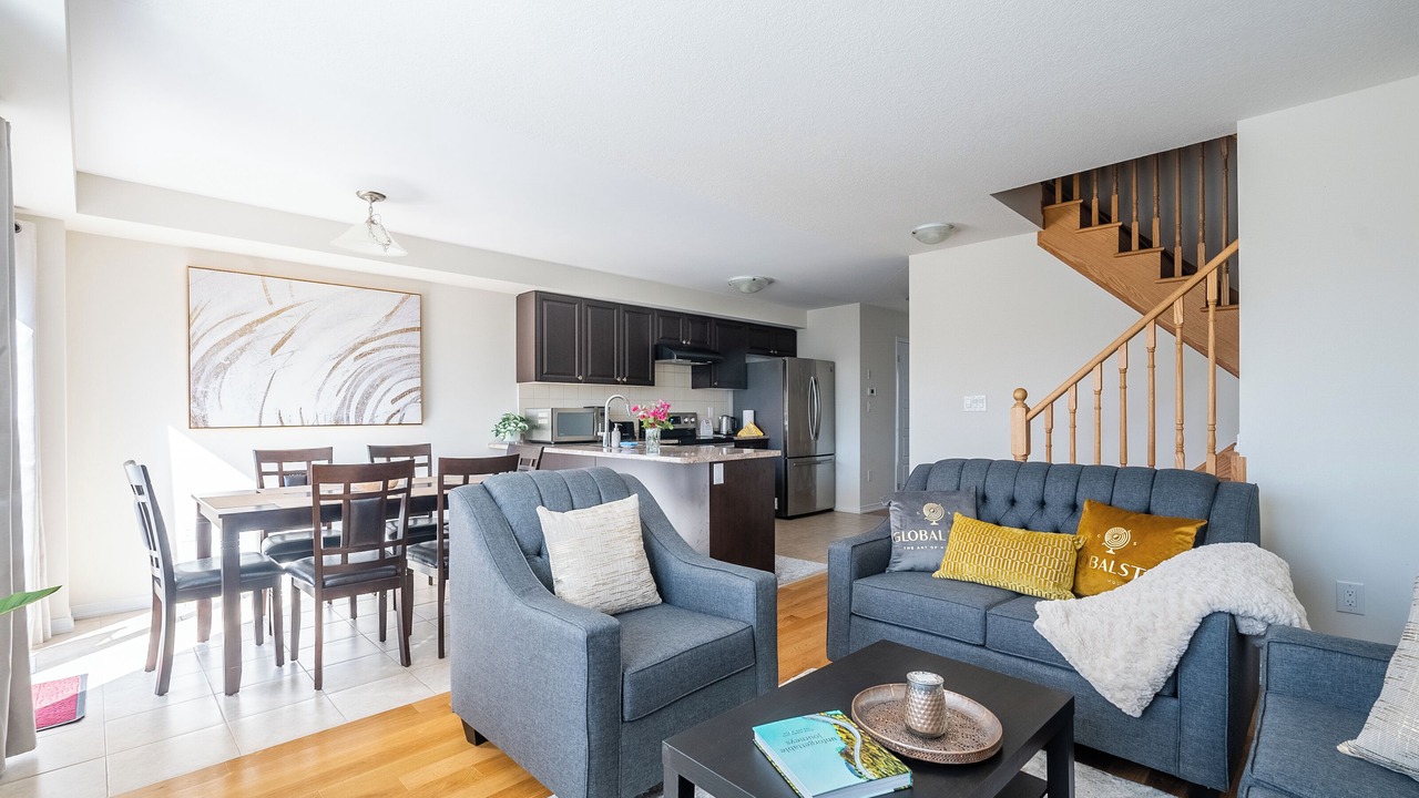 Photo of Livingroom in Thorold