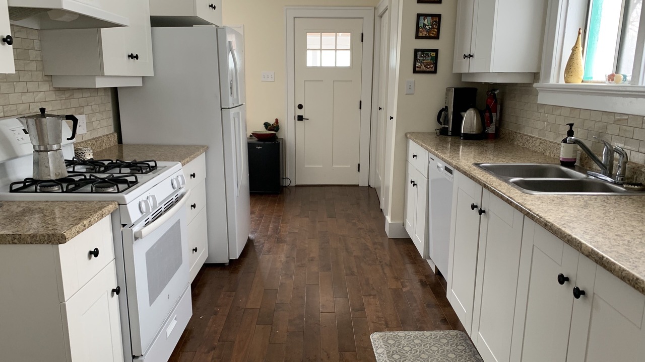 Photo of Kitchen in Loyalist