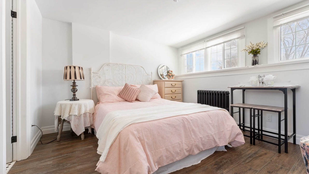 Photo of Bedroom in Burlington