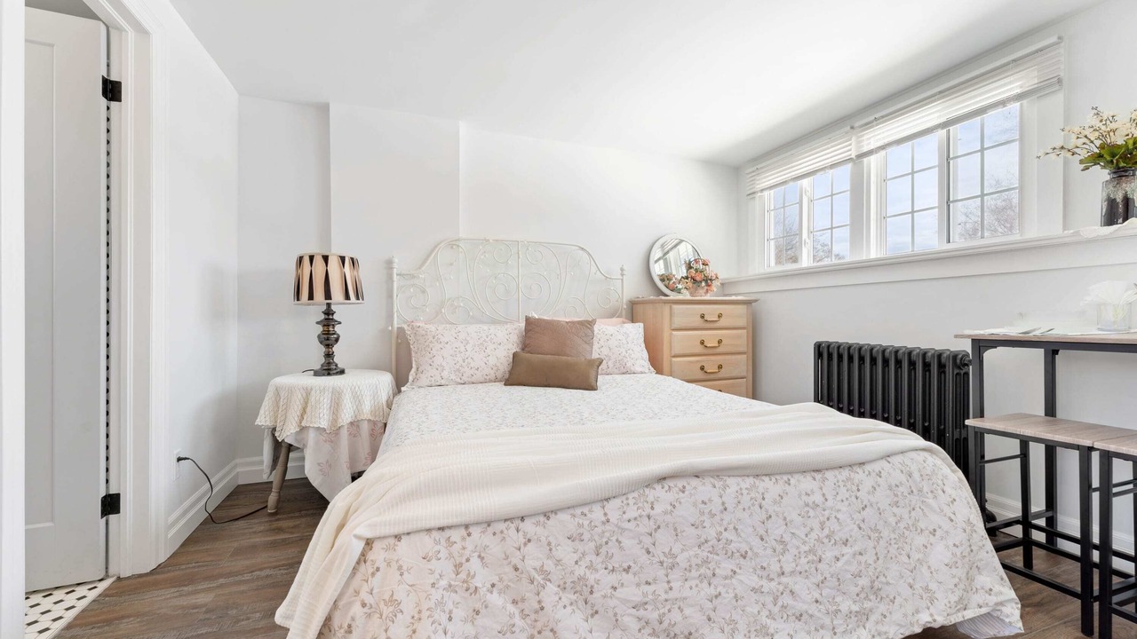 Photo of Bedroom in Burlington