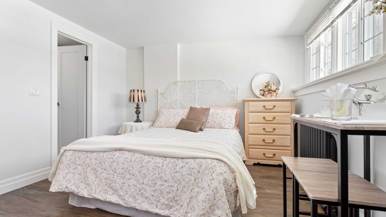 Photo of Bedroom in Burlington
