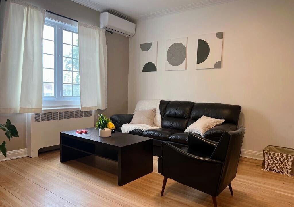 Photo of Livingroom in Lachine