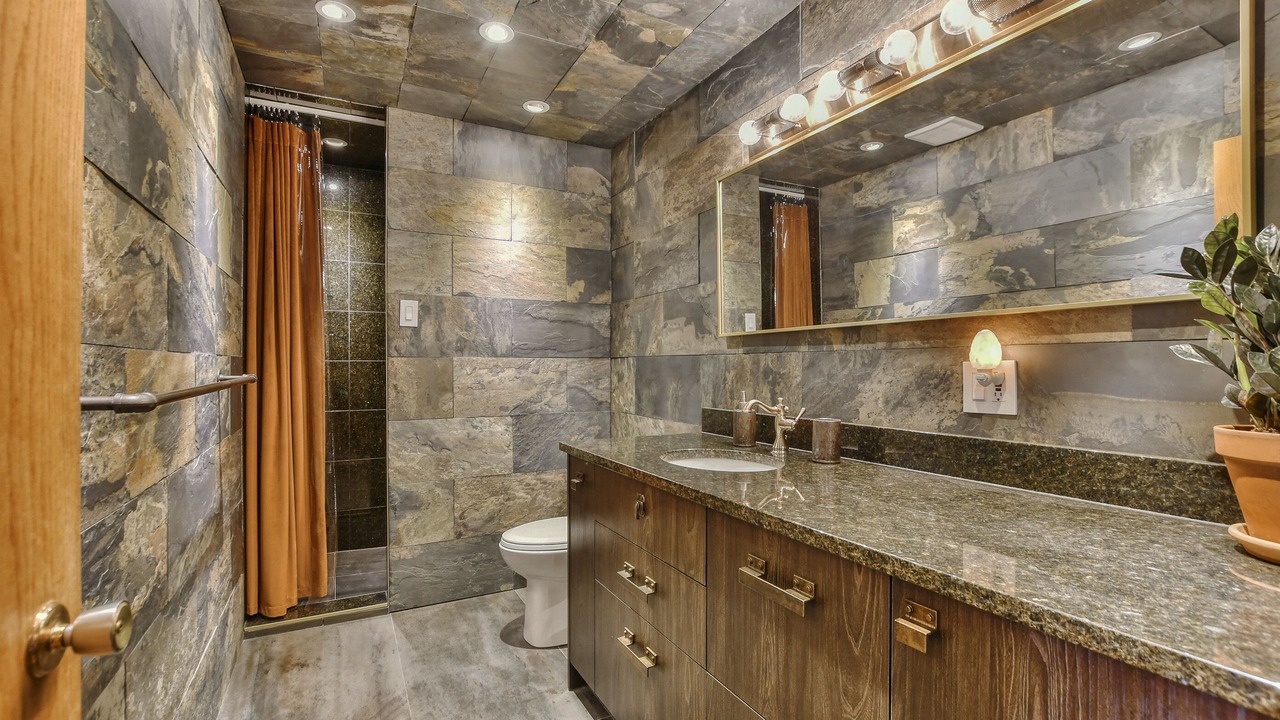 Photo of Bathroom in Huberdeau
