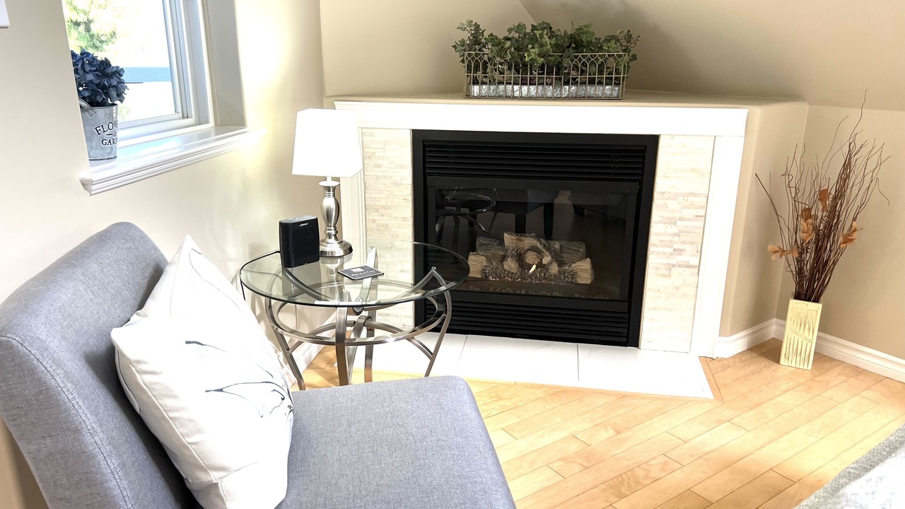 Photo of Livingroom in Cowichan Bay