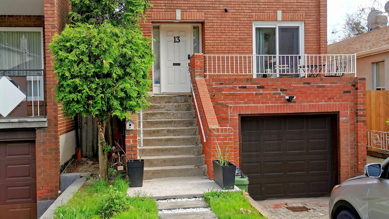 Photo of Outdoor in Oakwood Village