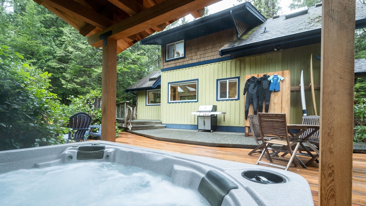 Photo of Others in Tofino