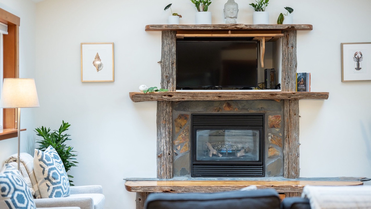 Photo of Livingroom in Tofino