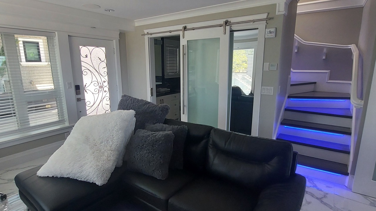 Photo of Livingroom in Vancouver South