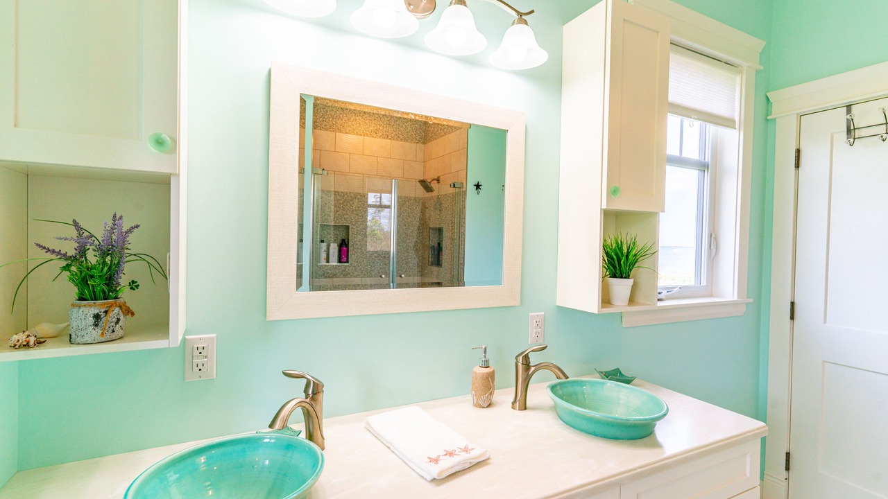 Photo of Bathroom in Cape Sable Island