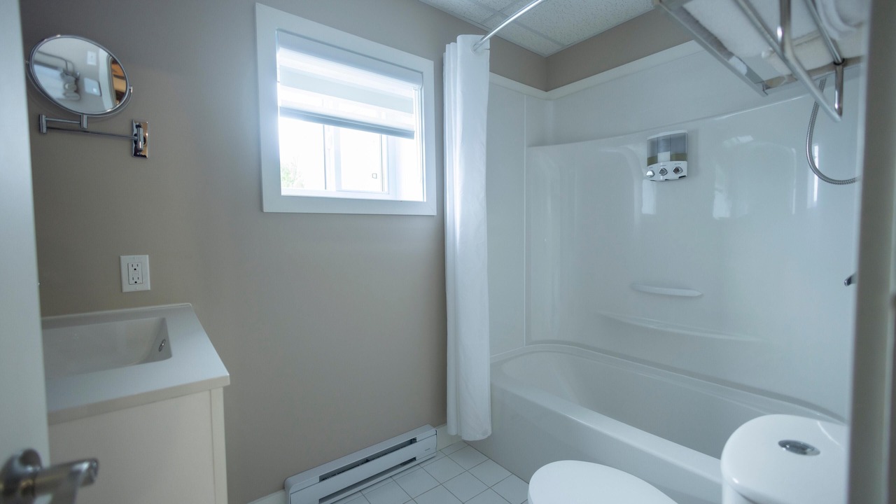 Photo of Bathroom in Rouyn-Noranda