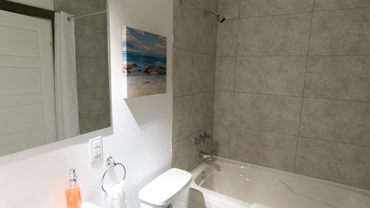 Photo of Bathroom in Rouyn-Noranda