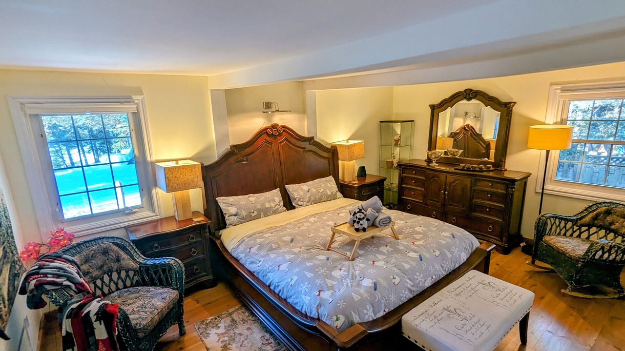 Photo of Bedroom in Val Morin