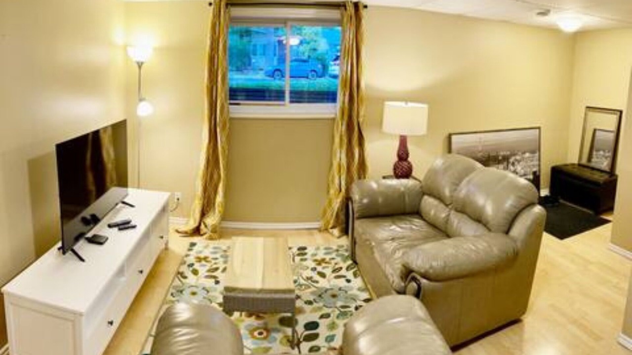 Photo of Livingroom in Jasper Place