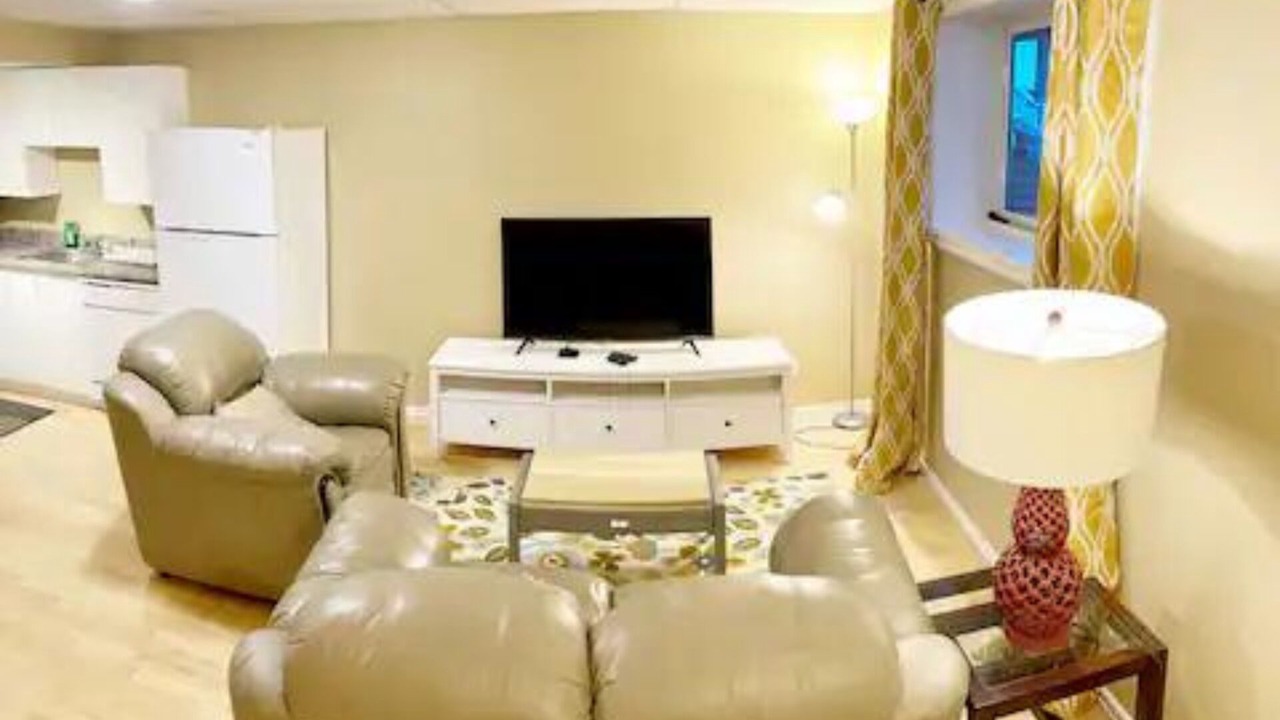 Photo of Livingroom in Jasper Place