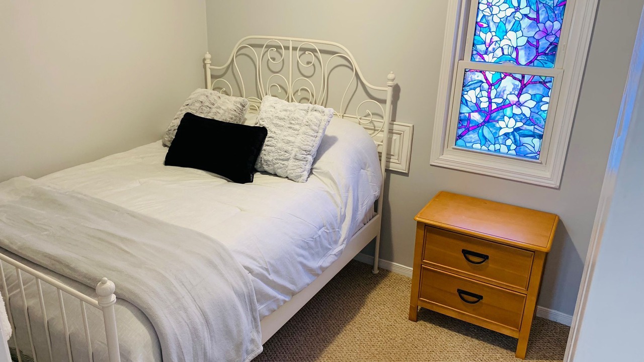 Photo of Bedroom in Lindsay