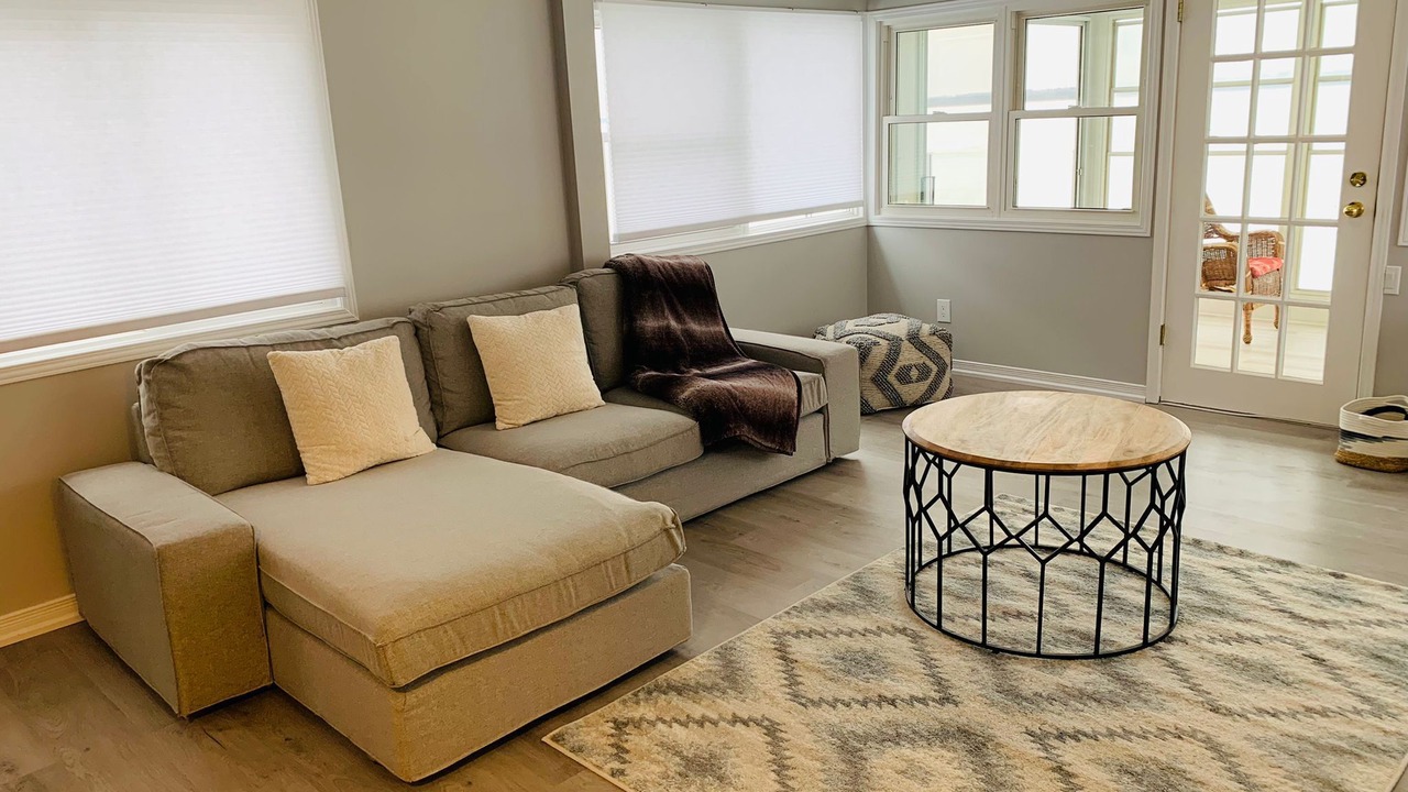 Photo of Livingroom in Lindsay