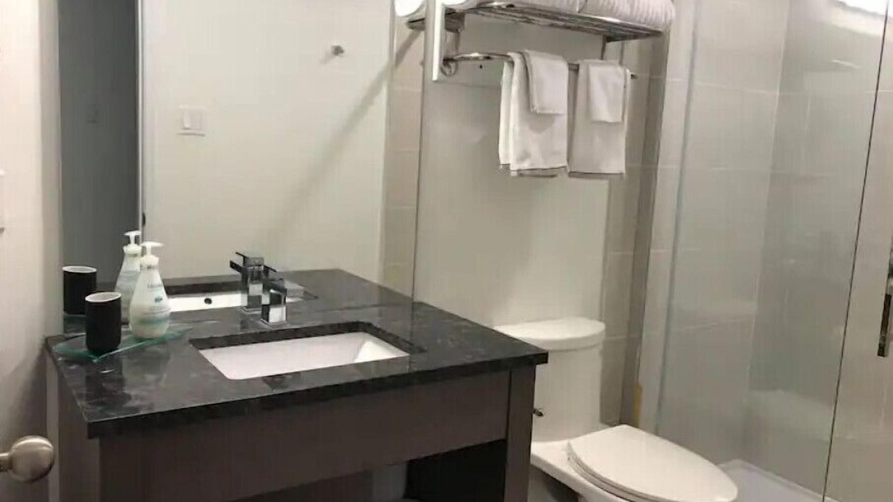 Photo of Bathroom in Calabogie