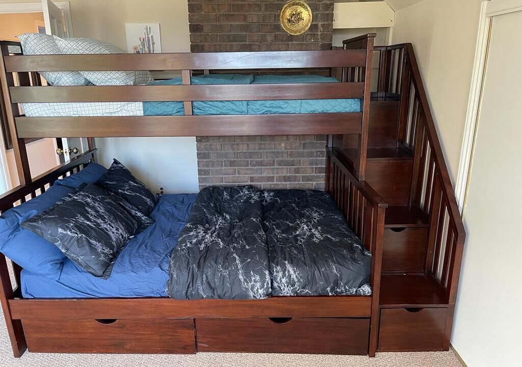 Photo of Bedroom in Meaford