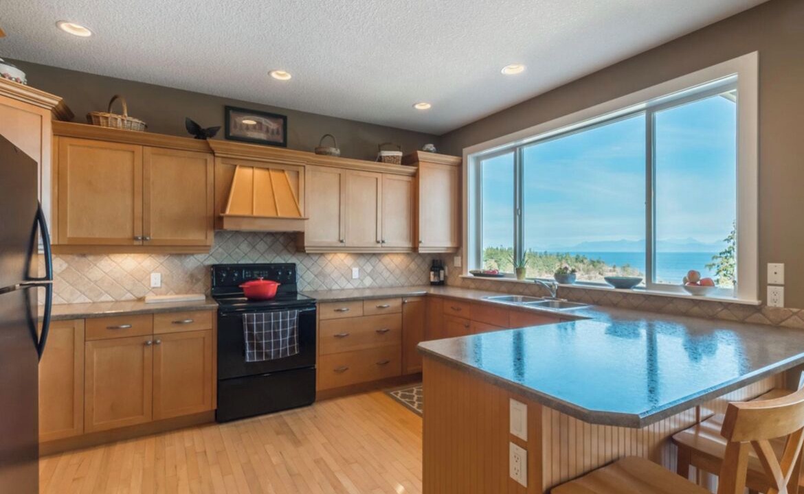 Photo of Kitchen in Regional District of Nanaimo