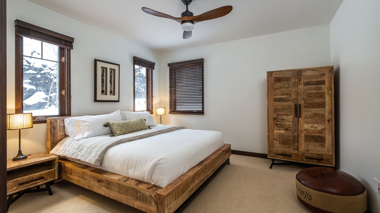 Photo of Bedroom in Mont-Tremblant