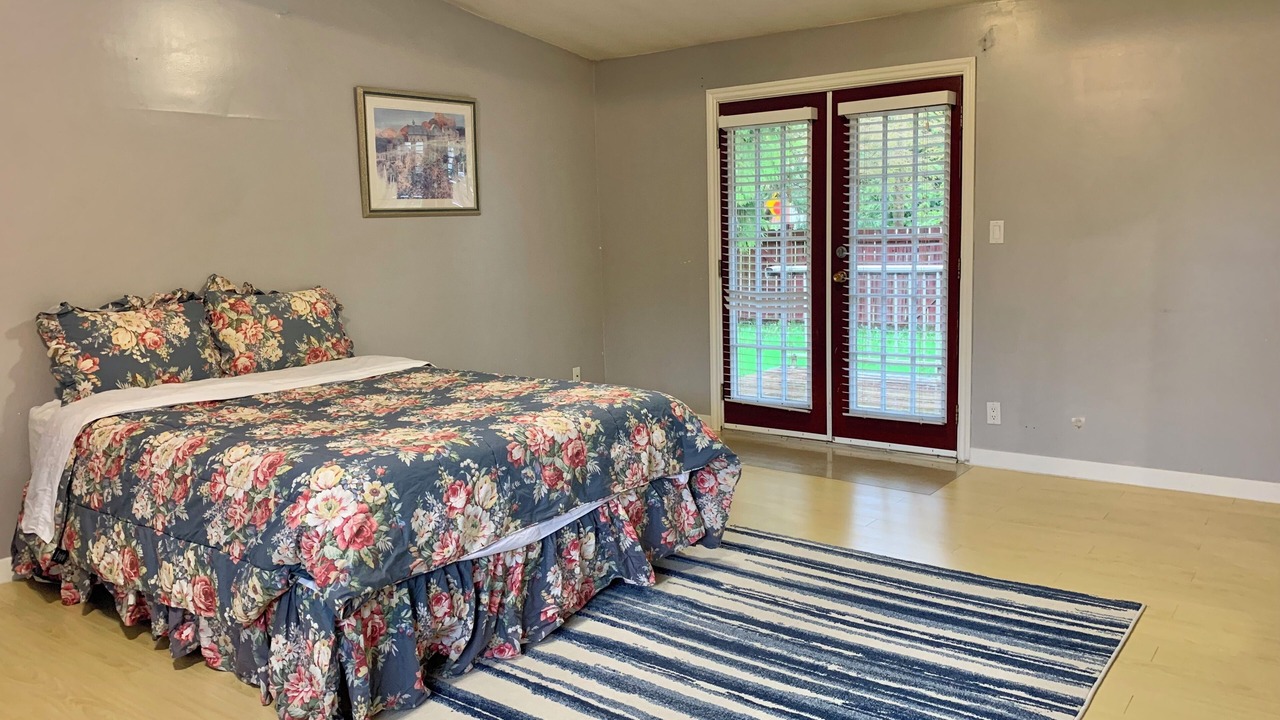 Photo of Bedroom in Port Coquitlam
