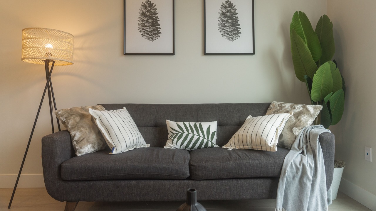 Photo of Livingroom in South Newton