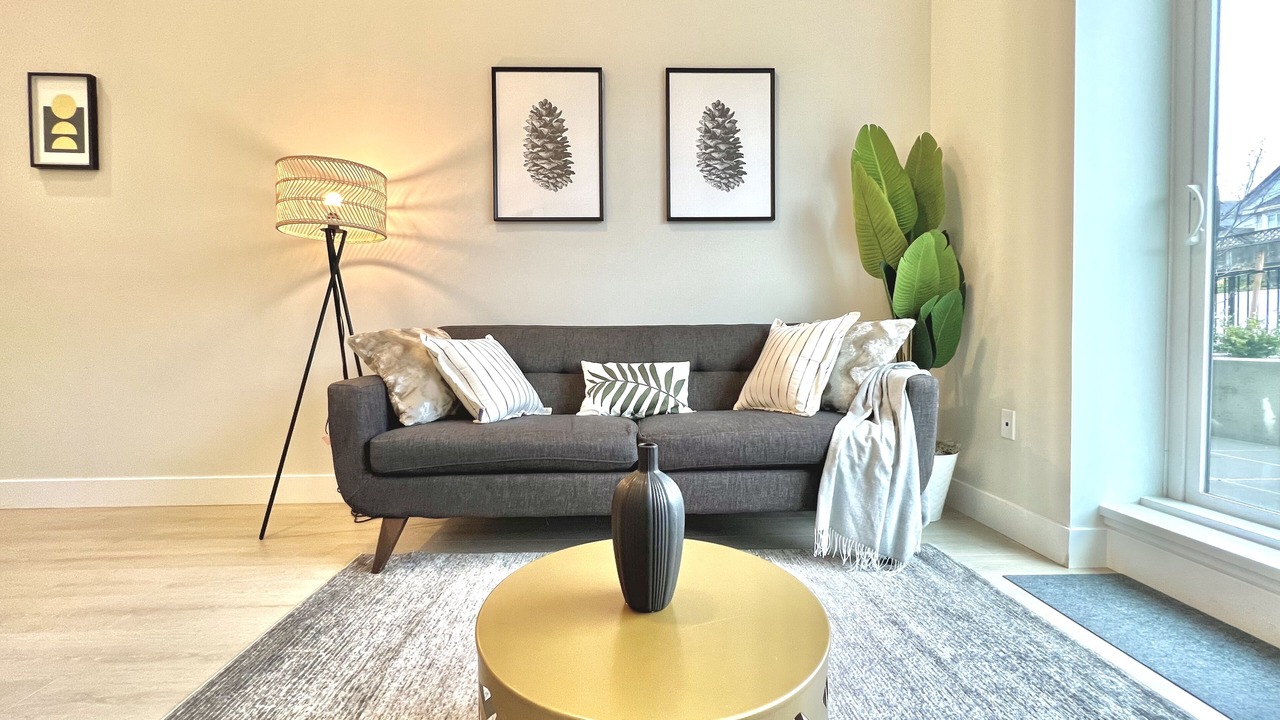 Photo of Livingroom in South Newton