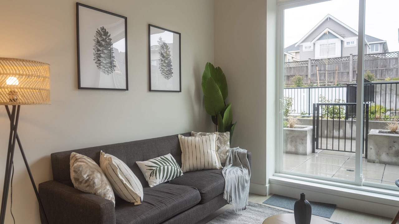 Photo of Livingroom in South Newton