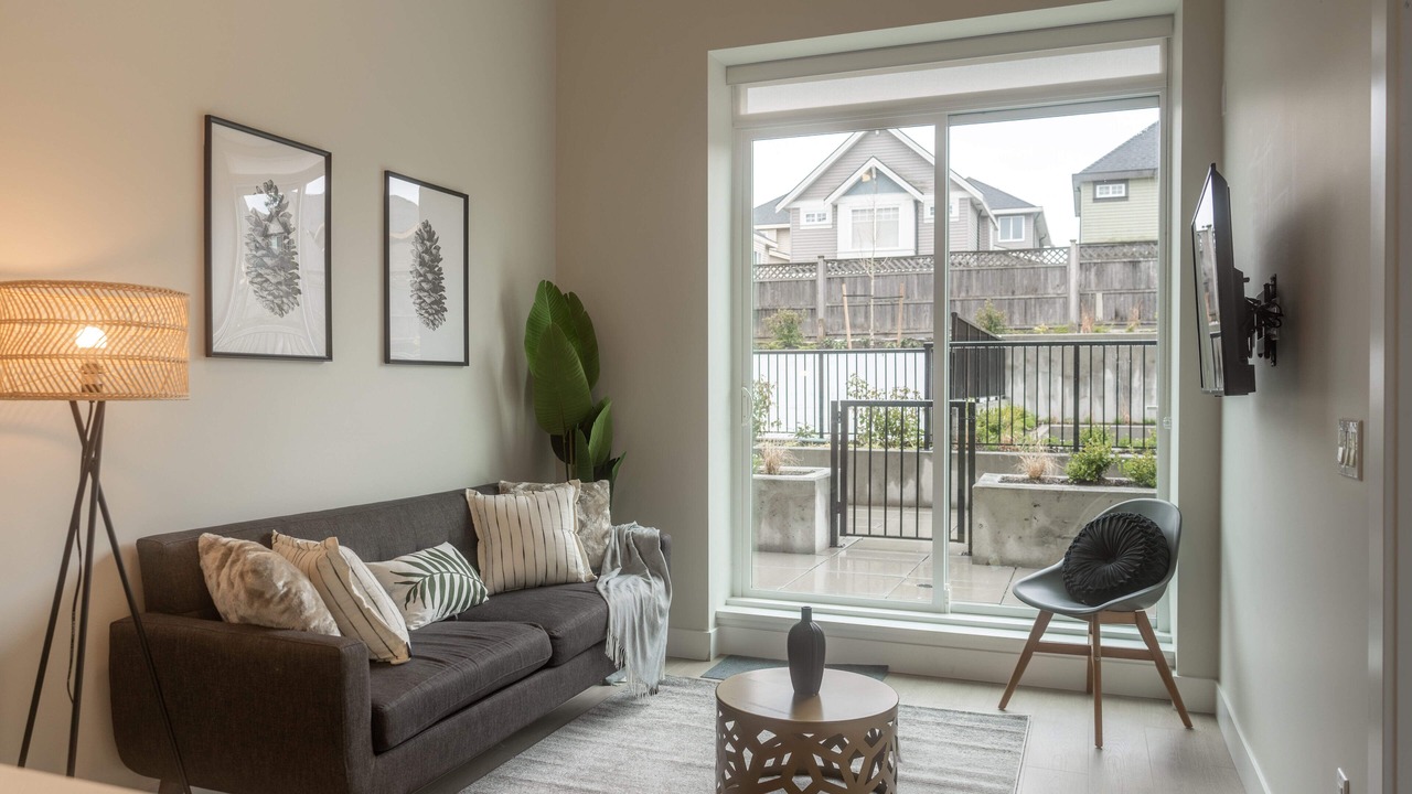 Photo of Livingroom in South Newton